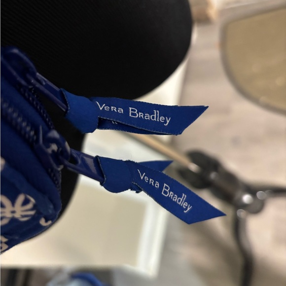 Vera Bradley Blue and White Crossbody Bag (University of Kentucky) - Picture 5 of 11